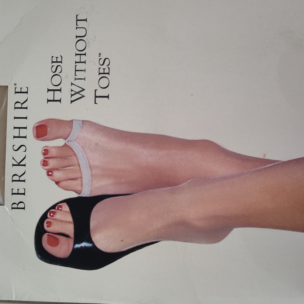 Three Pair Berkshire Hose Without Toes